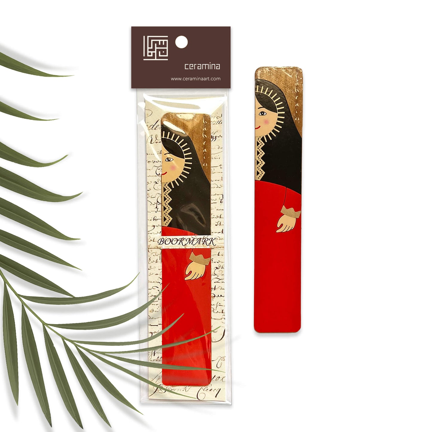 فاصل كتاب خشبي